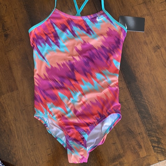 Nike Girls One Piece Swimsuit Cross Razorback - Picture 2 of 11